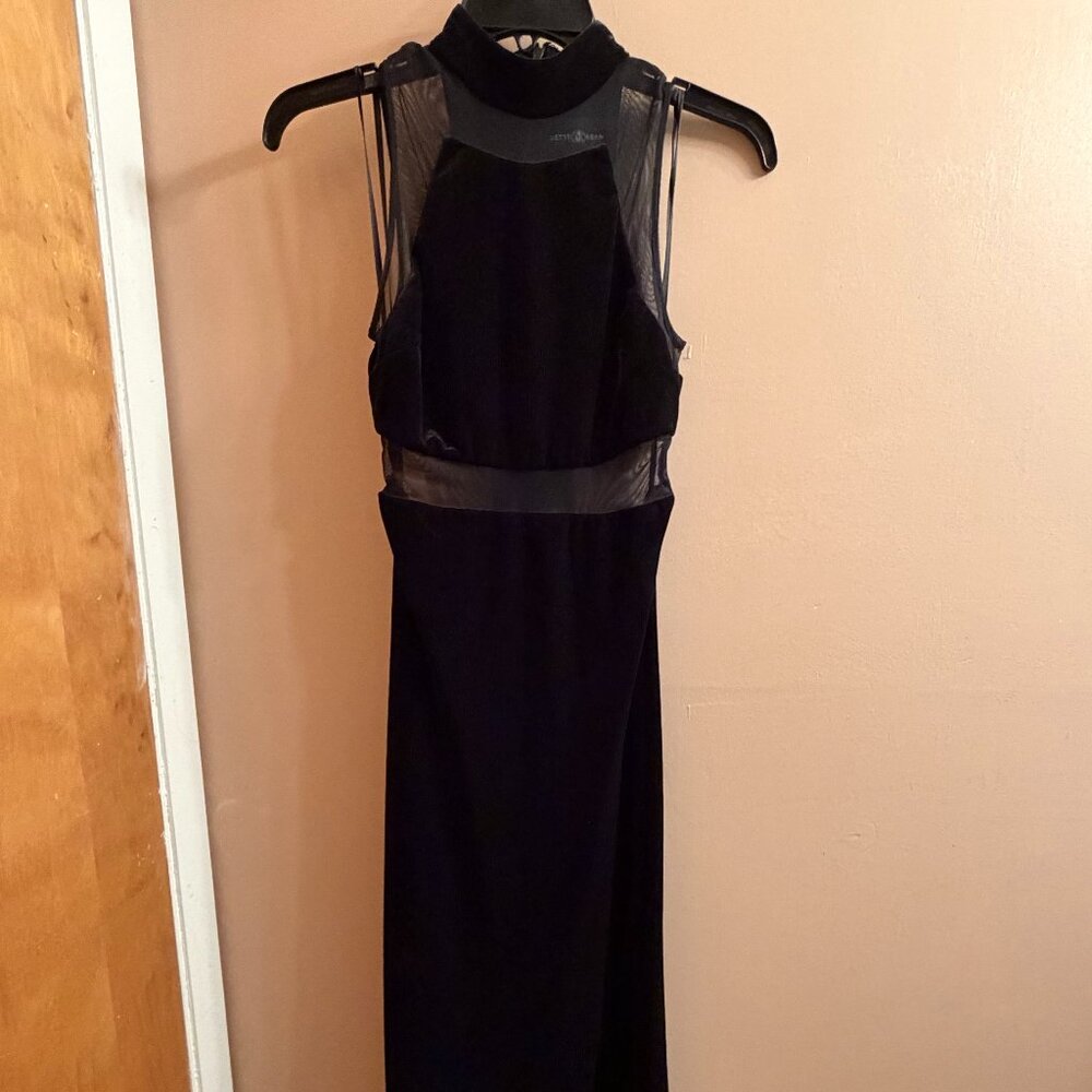 Black Velvet Formal Dress
